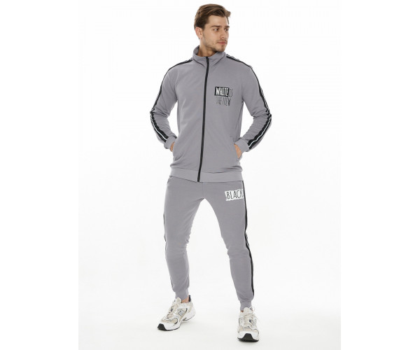 Спортивный костюм трикотажный серого цвета 9153Sr