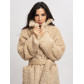 Пальто зимнее женское барашек бежевого цвета 44002B