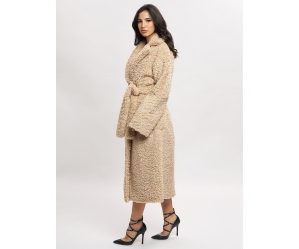 Пальто зимнее женское барашек бежевого цвета 44002B