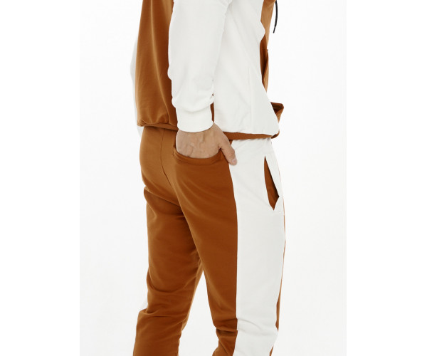 Спортивный костюм трикотажный коричневого цвета 9154K