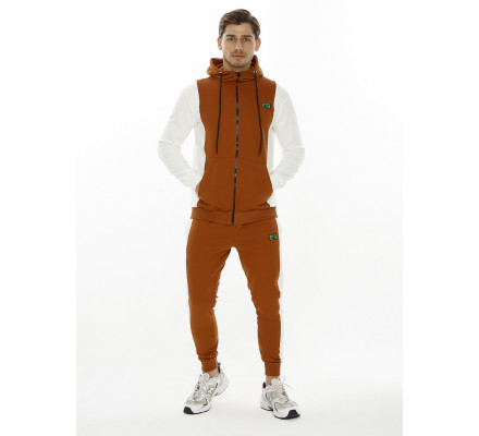 Спортивный костюм трикотажный коричневого цвета 9154K