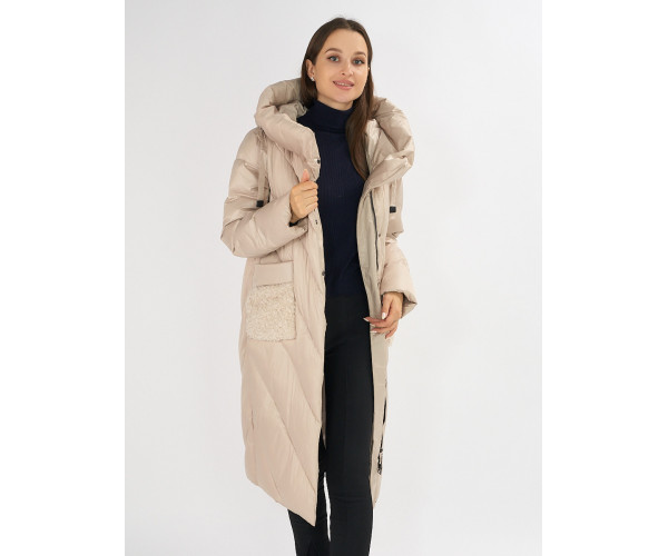 Куртка зимняя бежевого цвета 72185B
