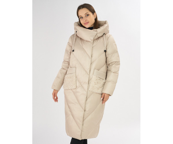 Куртка зимняя бежевого цвета 72185B