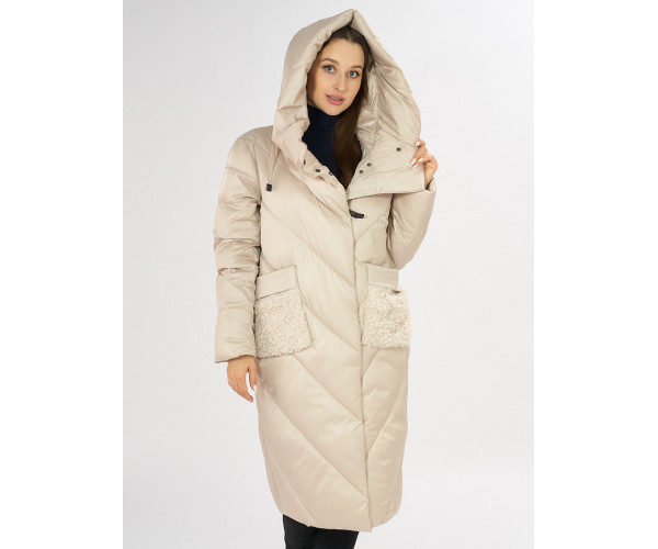 Куртка зимняя бежевого цвета 72185B