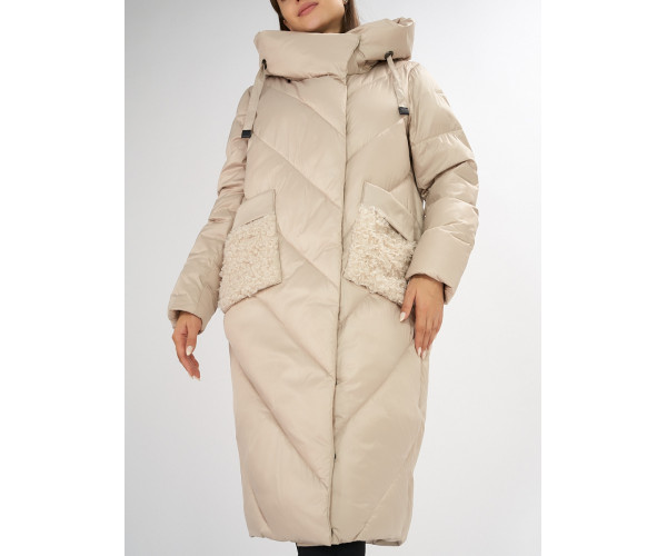 Куртка зимняя бежевого цвета 72185B