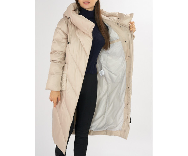 Куртка зимняя бежевого цвета 72185B