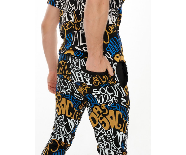 Костюм штаны и футболка с надписями черного цвета 91791Ch