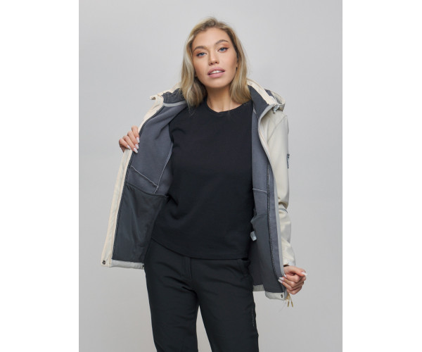 Костюм женский  бежевого цвета 02035B