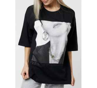 Женские футболки с принтом черного цвета 76098Ch