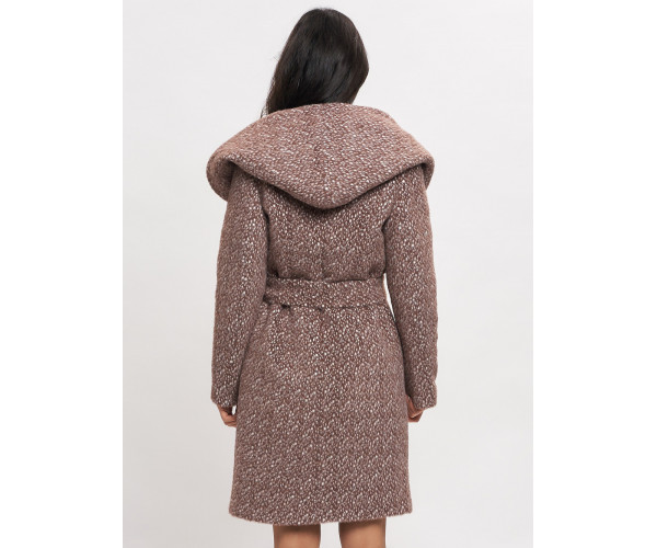 Пальто зимнее женское коричневого цвета 4017K