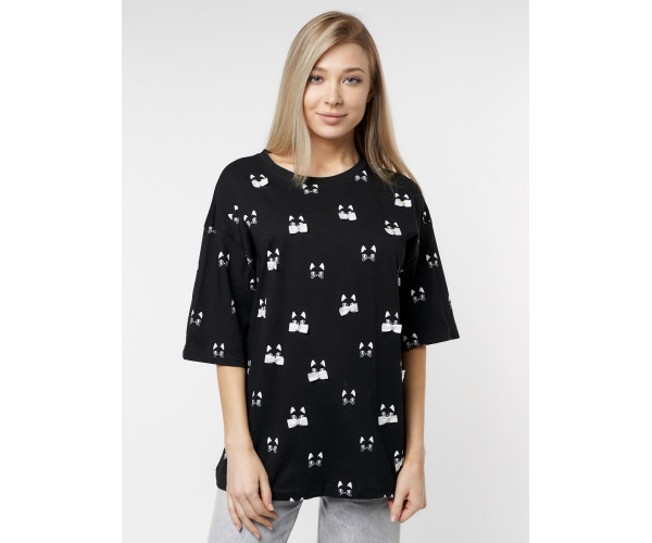 Женские футболки с принтом черного цвета 76032Ch