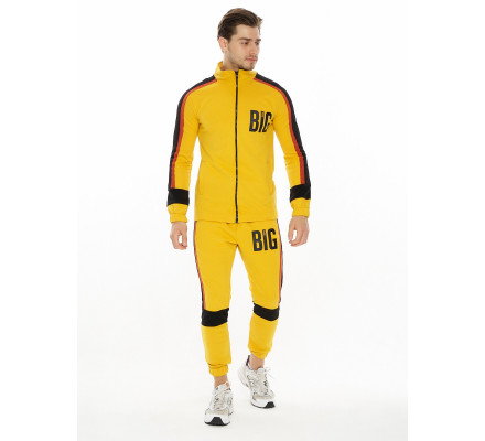 Спортивный костюм трикотажный горчичного цвета 9156G
