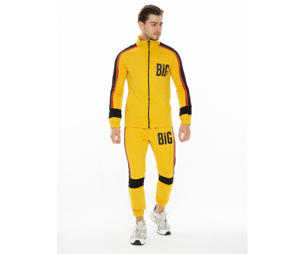 Спортивный костюм трикотажный горчичного цвета 9156G