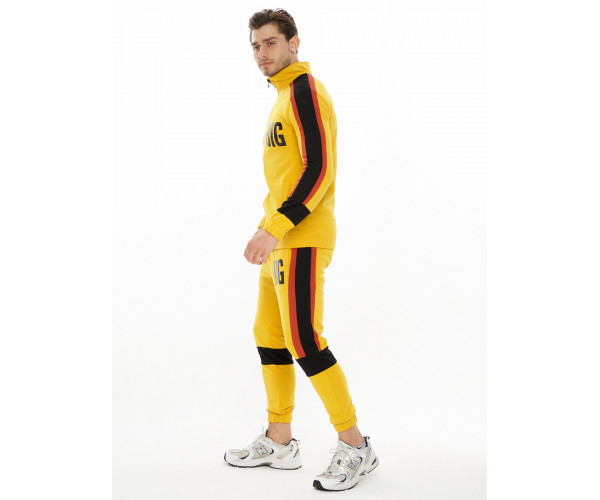 Спортивный костюм трикотажный горчичного цвета 9156G