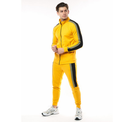 Спортивный костюм трикотажный горчичного цвета 9157G