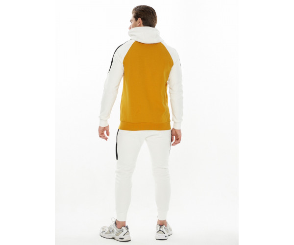 Спортивный костюм трикотажный горчичного цвета 9130G