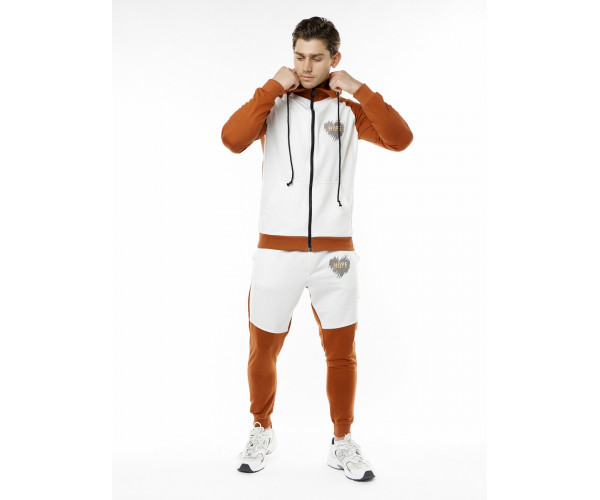 Спортивный костюм трикотажный коричневого цвета 9150K