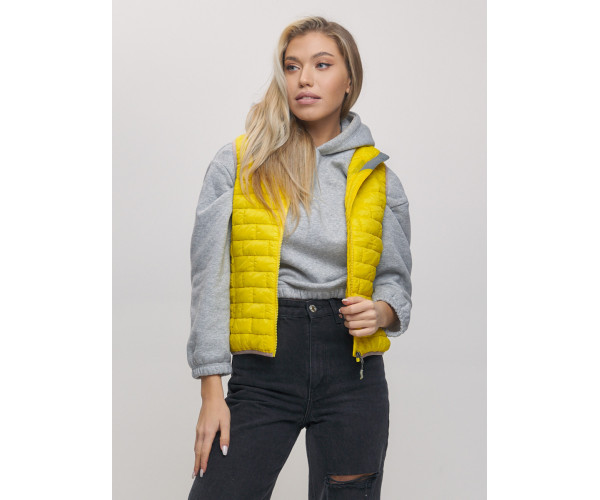 Жилетка стеганная Valianly желтого цвета 33311J