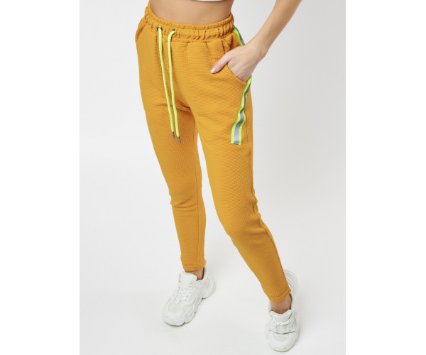 Брюки зауженные женские горчичного цвета 222066G