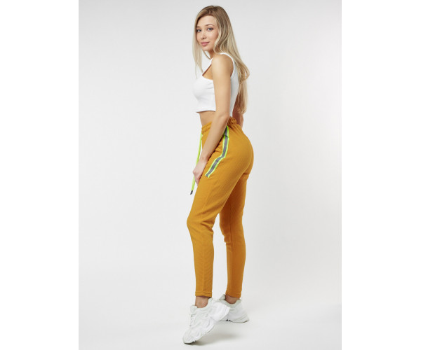Брюки зауженные женские горчичного цвета 222066G