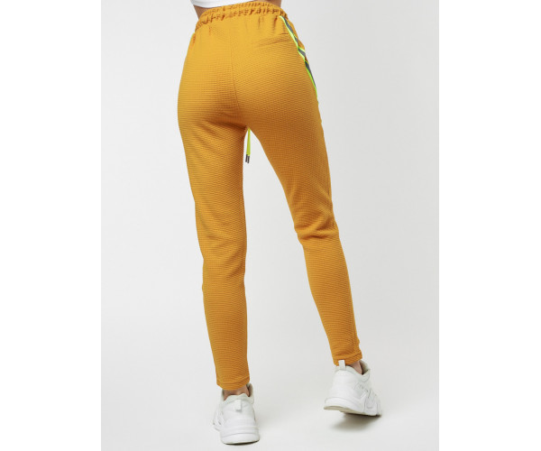 Брюки зауженные женские горчичного цвета 222066G
