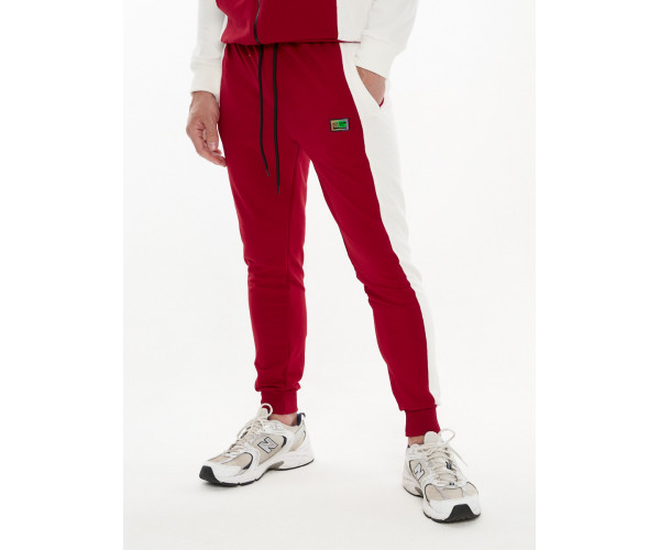 Спортивный костюм трикотажный красного цвета 9154Kr