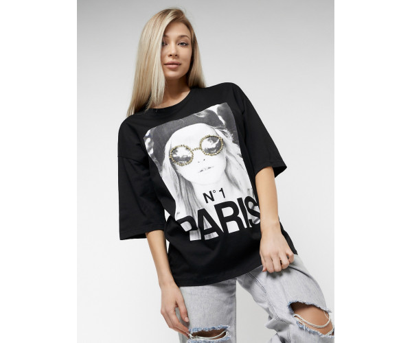 Женские футболки с принтом черного цвета 76110Ch